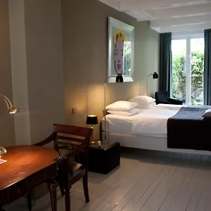 Westviolet Bed & Breakfast